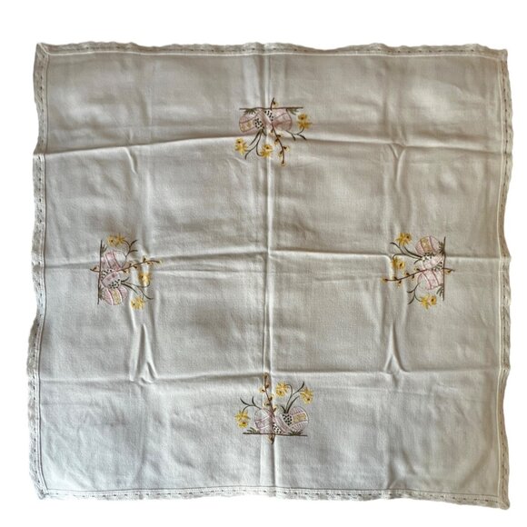 Hand-Embroidered Easter Tablecloth Topper Lace Trim Eggs Daffodils Holidays - Picture 5 of 7